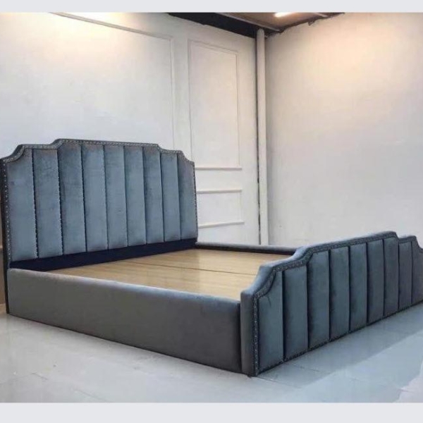 Giường bọc đệm 1m60 màu xanh GN620