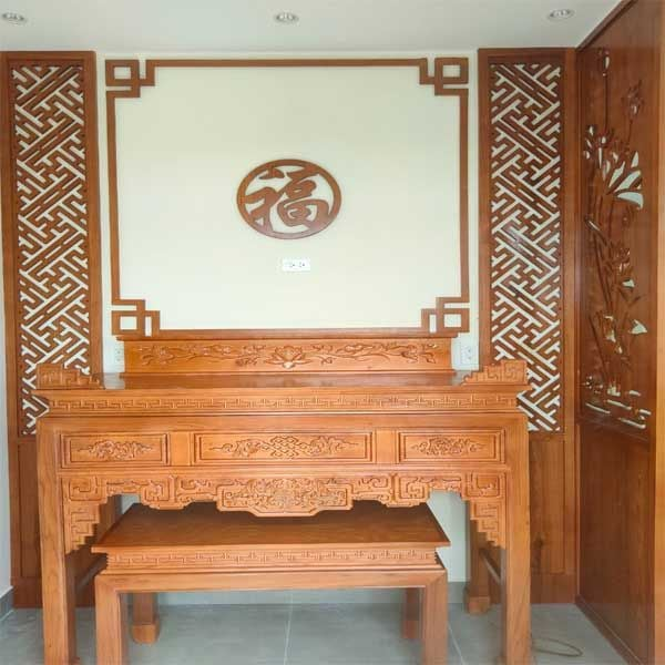 Vách ngăn bàn thờ chữ vạn - VNB81