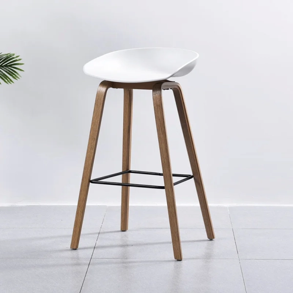 Ghế quầy bar hay stool lưng nhựa chân gỗ nhập khẩu- Mã 403A