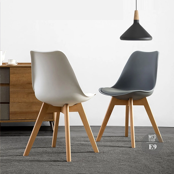 Ghế cafe, ghế ăn nhựa lót nệm chân gỗ – Mã: 205