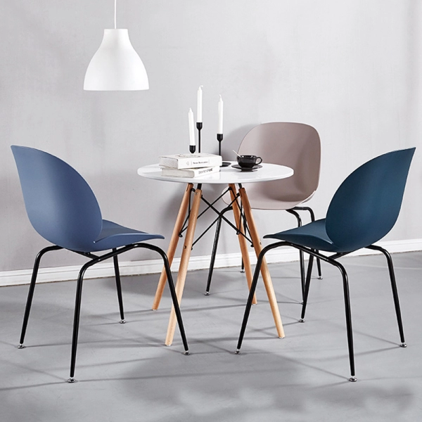 Ghế cafe ghế ăn nhựa đúc xếp chồng – Mã: 210