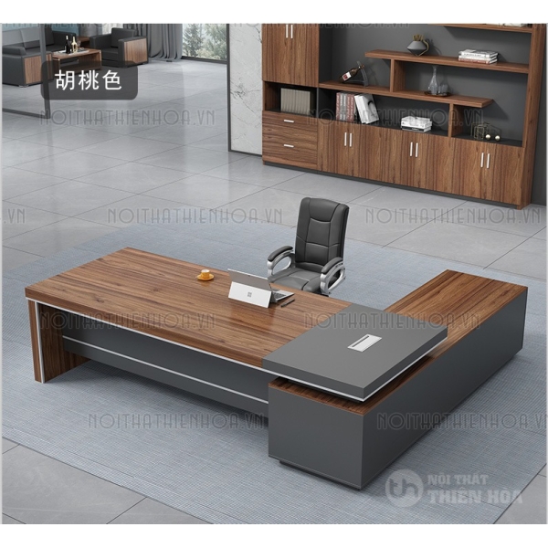 Bàn giám đốc hiện đại Mei 1m8