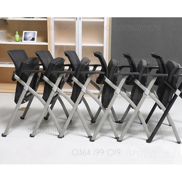 Bàn training có bán xe gấp gọn