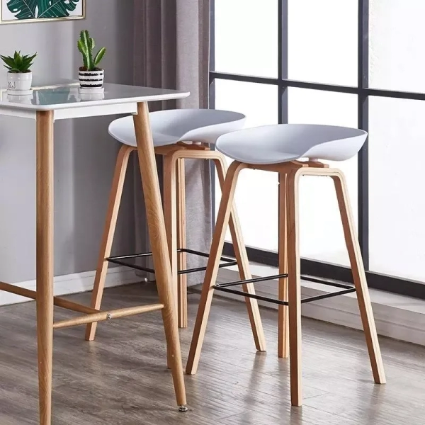 Ghế quầy bar hay stool lưng nhựa chân gỗ nhập khẩu- Mã 403A