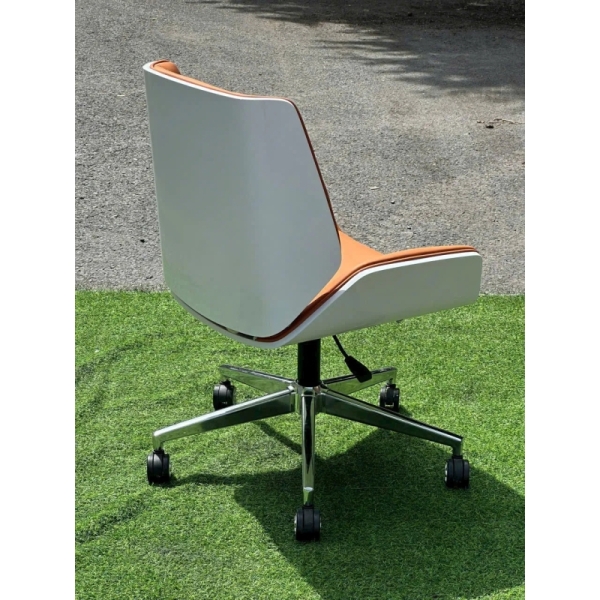 Ghế Giám Đốc Lưng Thấp Da Đệm Gỗ Sang Trọng – GGĐ50