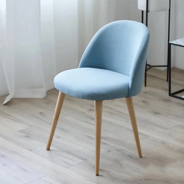 Ghế ăn bọc nệm chân gỗ trẻ trung hiện đại- Mã: 255