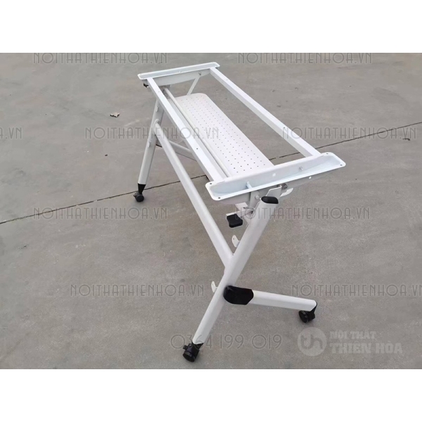Bàn training có bán xe gấp gọn