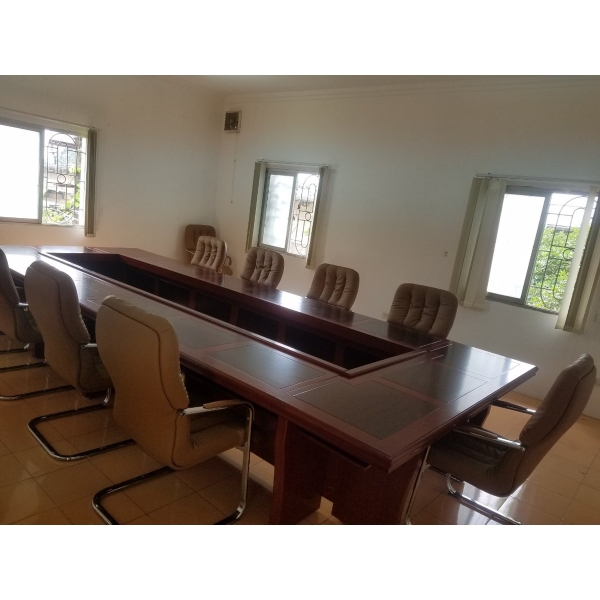 Bàn họp quầy 3.6m 07