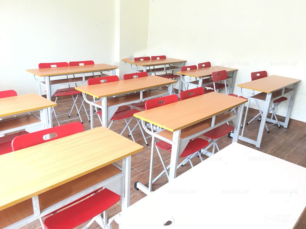 bàn học sinh kèm ghế gấp ba lá